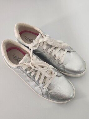 Ryka Classic Metallic Silver Lace-Up Women's Sneakers, Size 10M
